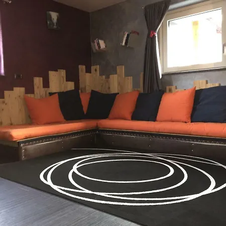 Maison De La Musique Апартаменты Конье