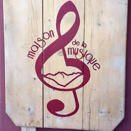 Maison De La Musique * Cogne
